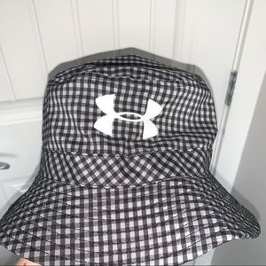 Under Armour plaid bucket hat M